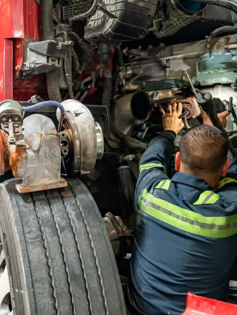 Okey Tire Services - Truck repair and maintenance in Orlando, Florida.